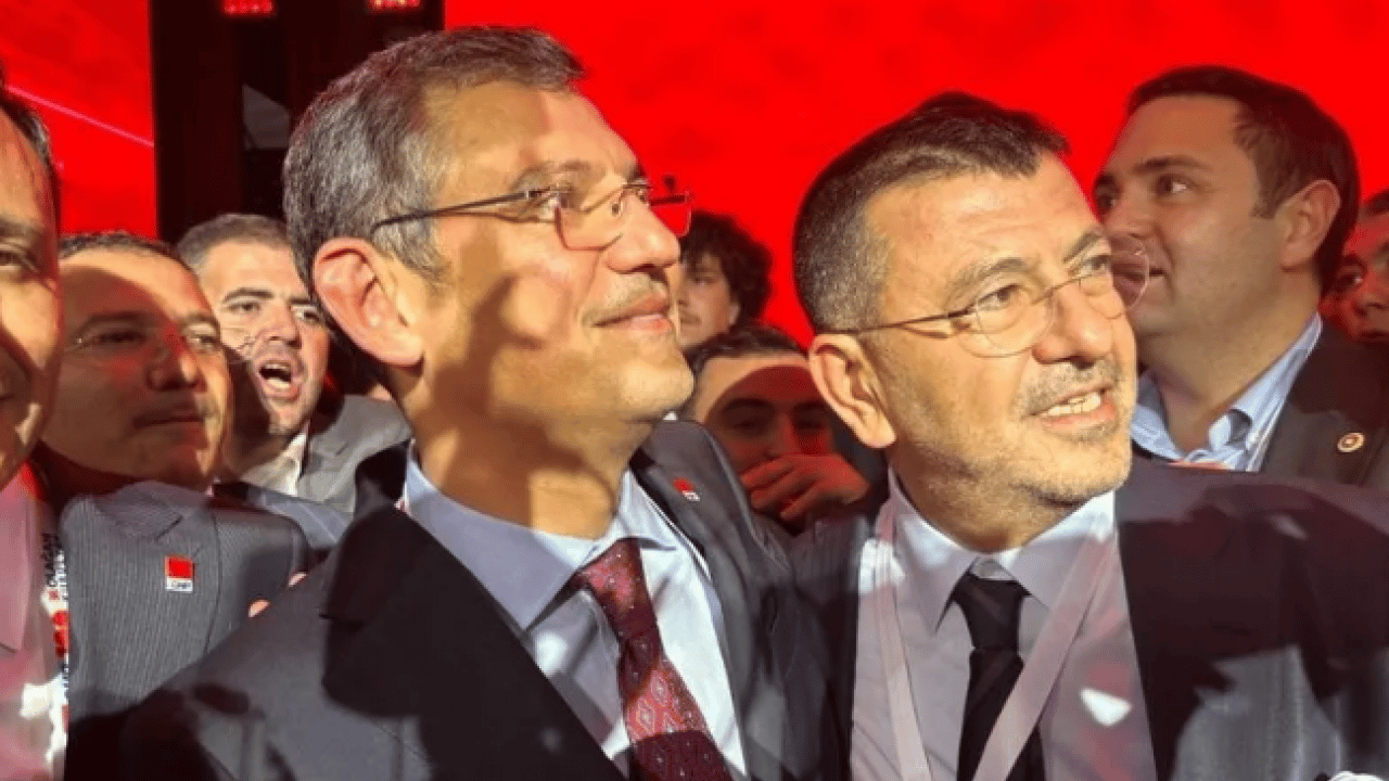 Foto - CHP’de maskeler düşüyor: Şantajla siyaset, tehditle delege! 