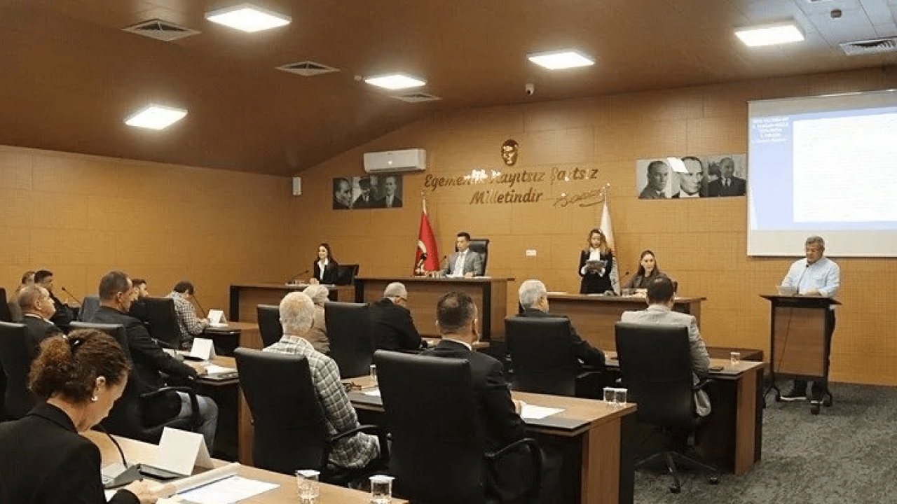 Foto - CHP’de usulsüzlükler bitmiyor: Marmaris Belediyesi'nde tam 36 kaçak tespit edildi! Meclis salonu bile kaçak