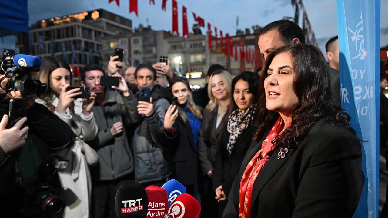 Foto - CHP'den AK Parti'ye geçmişti! Özlem Çerçioğlu'ndan müthiş ramazan hamlesi