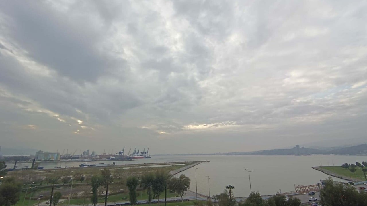 Foto - CHP'den görüşmemiş hizmet! İzmir Körfezi’ni kötü koku sardı