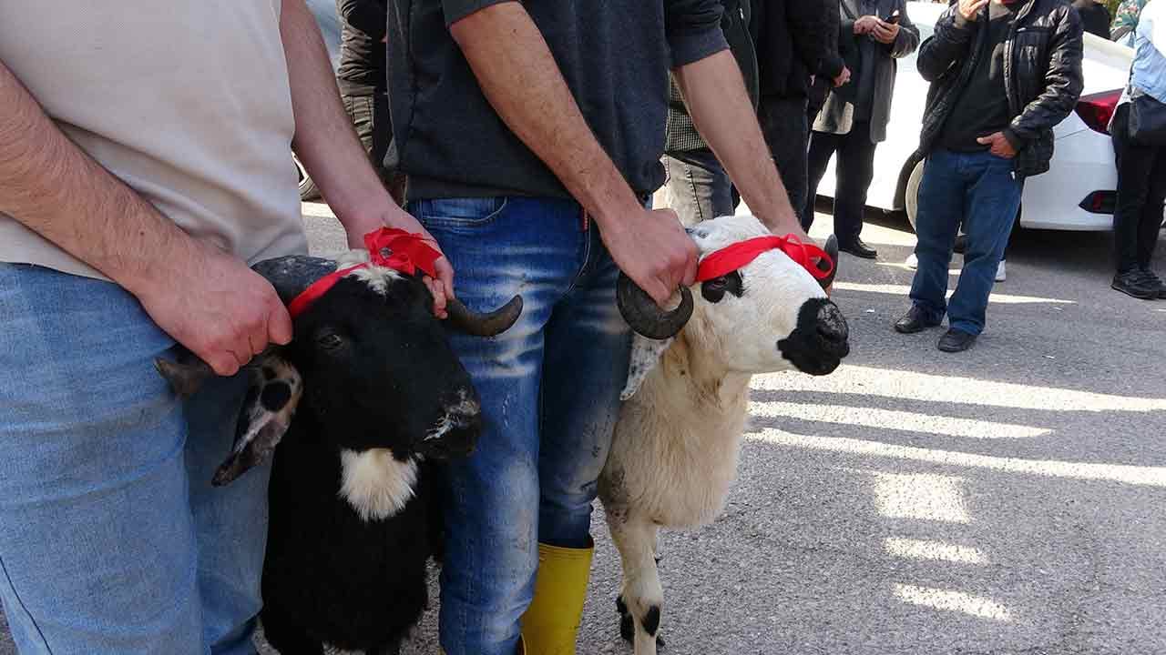 Foto - CHP'den istifa etti krallar gibi karşılandı: Özgür Özel'e lanet okudu