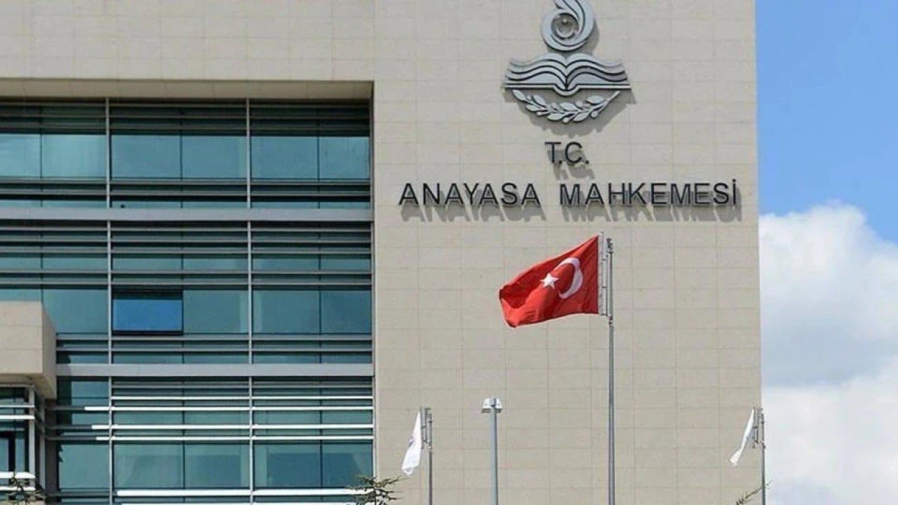 Foto - CHP'den sonra bir parti için daha mutlak butlan kararı: Gündemi sarsacak gelişmeyi Barış Yarkadaş duyurdu