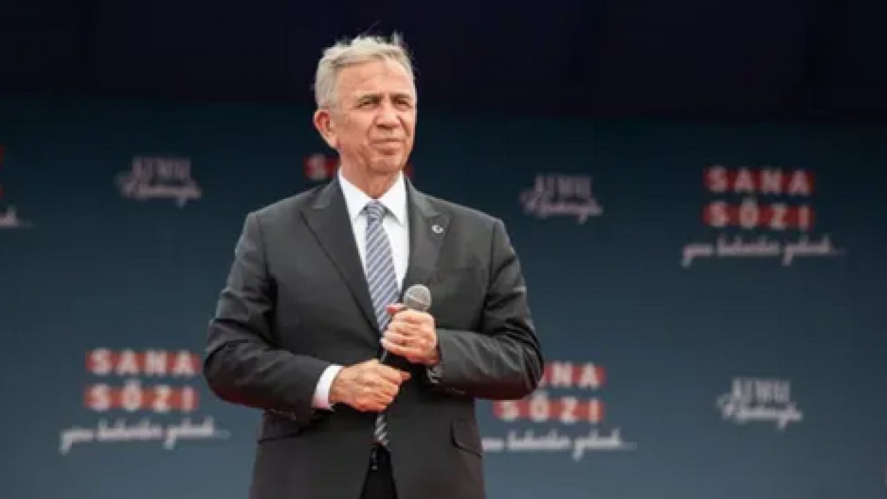 Foto - CHP'li ABB Başkanı Mansur Yavaş dalga konusu oldu
