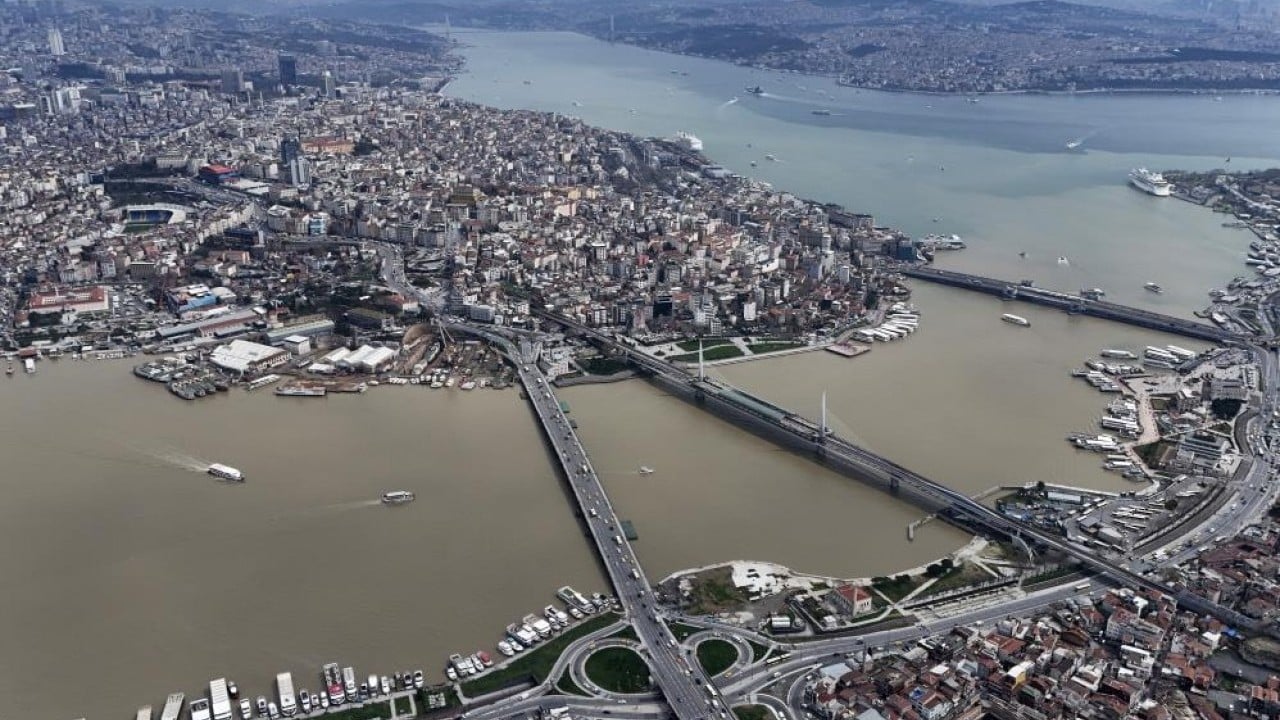 Foto - CHP’li belediye çevre faciasına davetiye çıkarıyor Haliç'i öldürdü sıra balıklara geldi