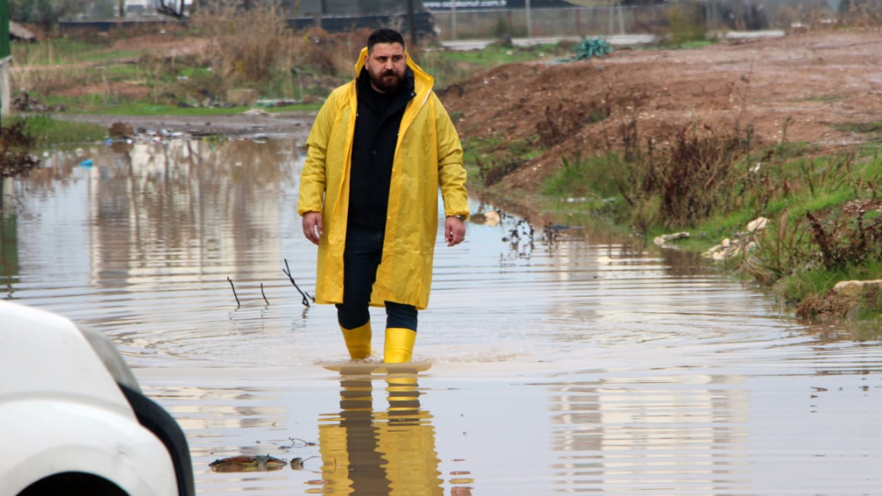 Foto - CHP’li belediye yine sınıfta kaldı: Bu da vatandaş icadı köprü