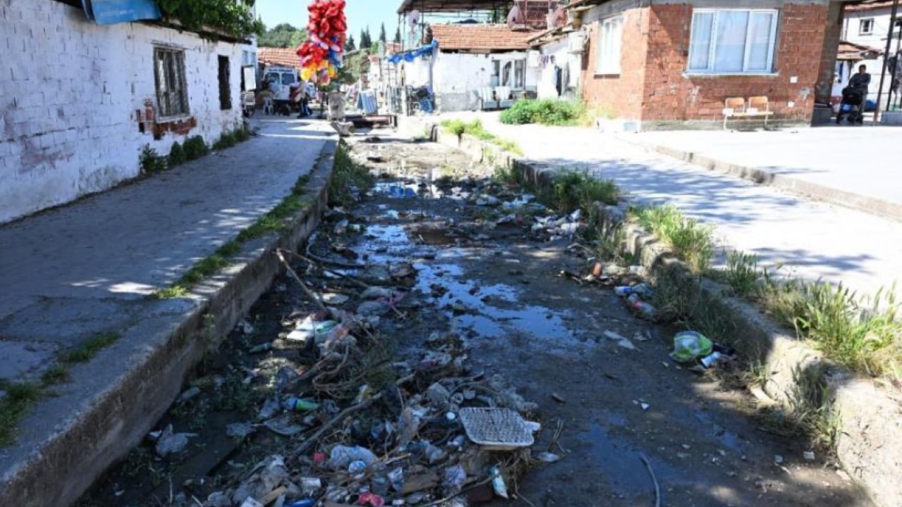 Foto - CHP’li belediyeciliğin özeti! Dere değil sanki çöplük