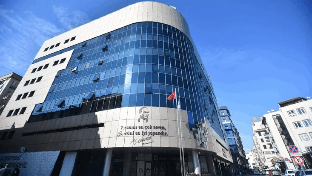 Foto - CHP'li belediyede 480 milyonluk vurgun: Halkın parasını kalp logosu ile çöpe attılar!