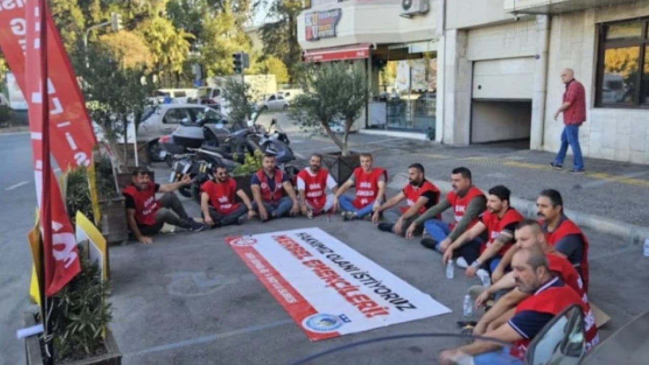 Foto - CHP'li belediyede maaş krizi: Çalışanlar grev kararı aldı!