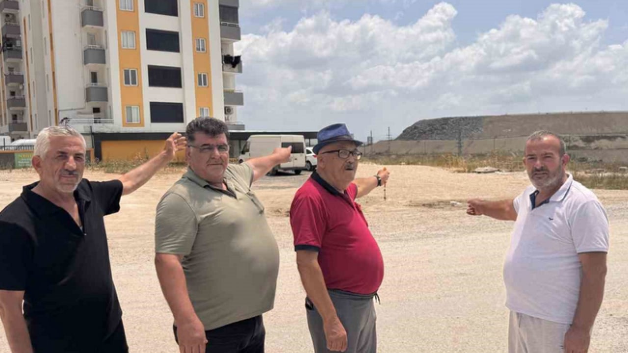 Foto - Koku ve yangınlar vatandaşları isyan ettirdi: CHP'li belediyenin çöp sahası! Bakın haberde neler neler var..