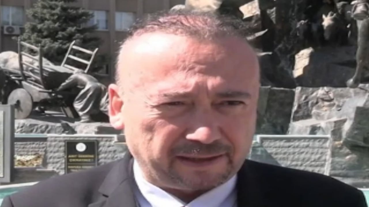 Foto - CHP’li bir belediyeye daha rüşvet operasyonu: Başkan dahil 11 gözaltı