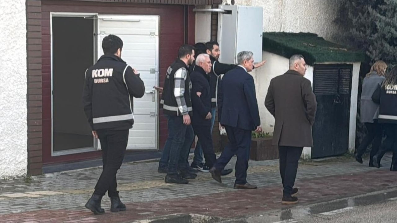 Foto - CHP’li Bursa’da akıllara durgunluk veren rüşvet mekanizması! Takibe takılmamak için şeytana pabucunu ters giydirecek bu taktiği geliştirmişler