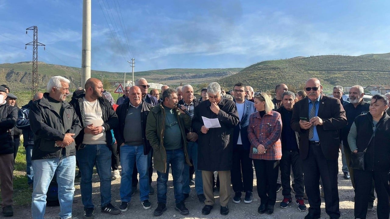 Foto - Chp'li büyükşehir ilçesini çöp tenekesi gibi kullanıyor