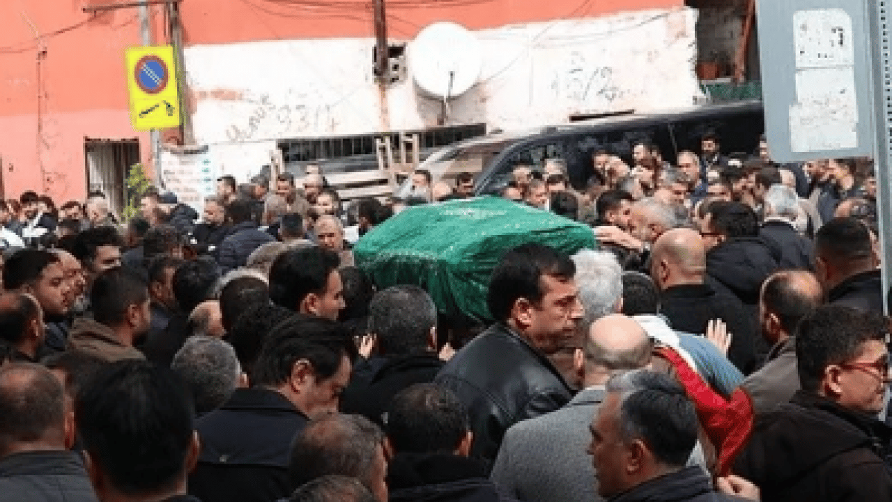 Foto - CHP'li Cemil Tugay'dan ‘Pes’ dedirten vicdansızlık: İhmalleri yüzünden ölen işçiyi suçlu ilan ettiler