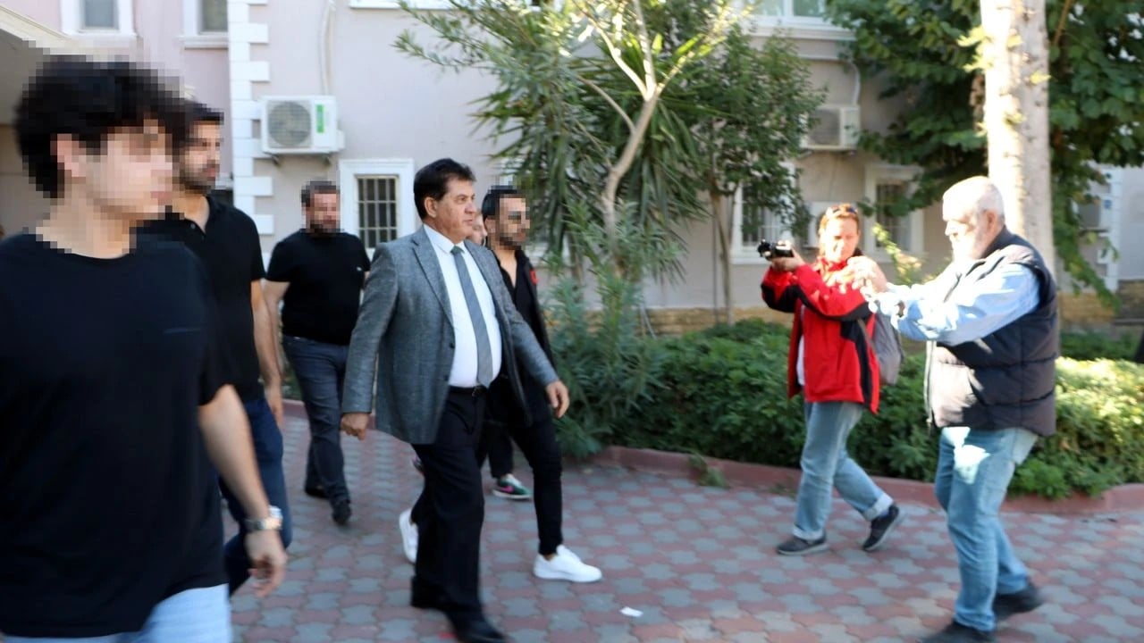 Foto - CHP'li eski belediye başkanı tutuklandı