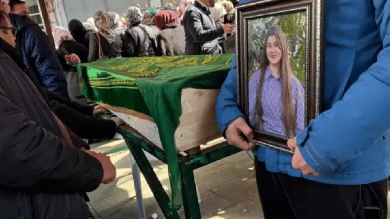 Foto - CHP’li Hasbi Dede rezaletinde yeni skandal ifşa oldu: Önce taciz sonra tükürüklü hakaret