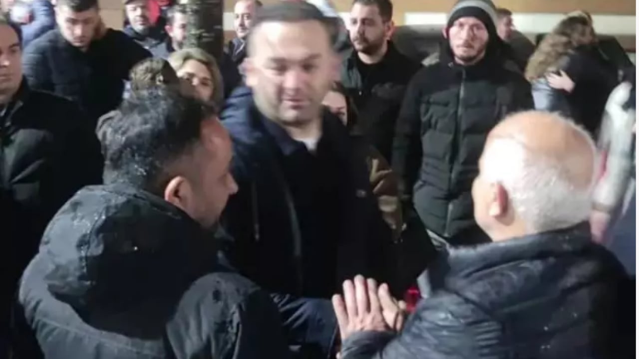 Foto - CHP’li Hasbi Dede rezaletinde yeni skandal ifşa oldu: Önce taciz sonra tükürüklü hakaret