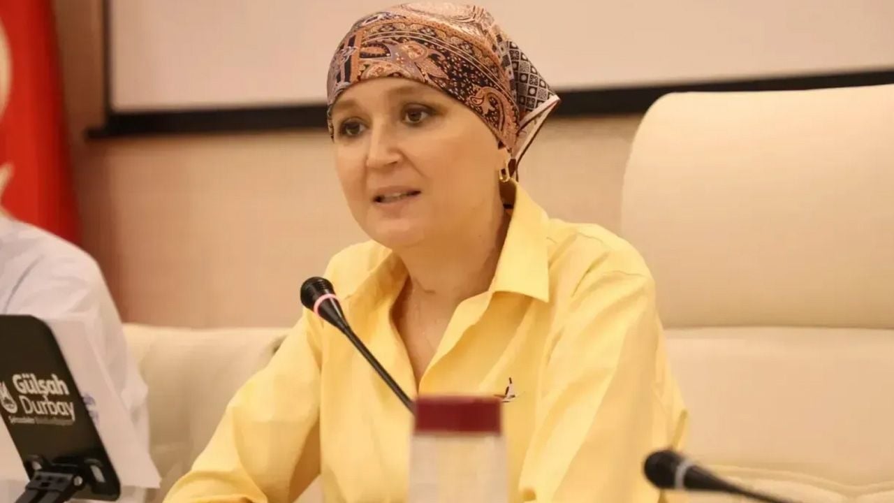 Foto - CHP’li isimden olay paylaşım! Özgür Özel’in, kanserden ölen CHP’li başkanın vefatıyla ilgisi ne?