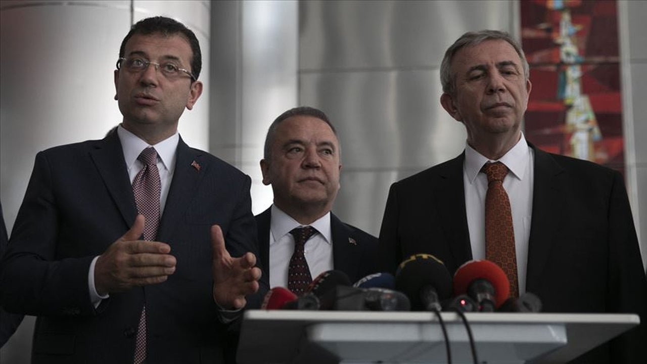 Foto - Muhittin Böcek’ten bomba itiraflar! Ekrem’e 5 milyon euro "adaylık" rüşveti