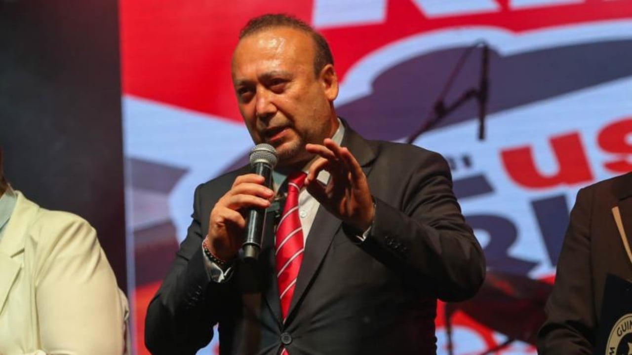 Foto - CHP’li Özkan Yalım’la otelde basılan 21’lik metresten olay itiraflar! Ağzınız bir karış açık kalacak