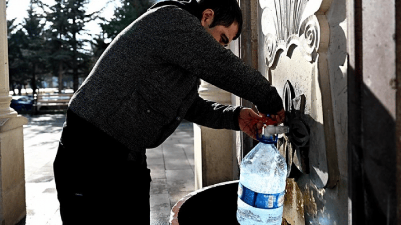 Foto - CHP’li Tugay beceriksizliğine kılıf buldu: İzmir'deki su kesintilerin suçlusu camilermiş!