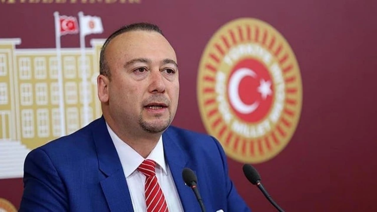 Foto - CHP’li Uşak Belediye Başkanı otel odasında basılmıştı! 21 yaşındaki metresinin iç çamaşırından bakın ne çıktı