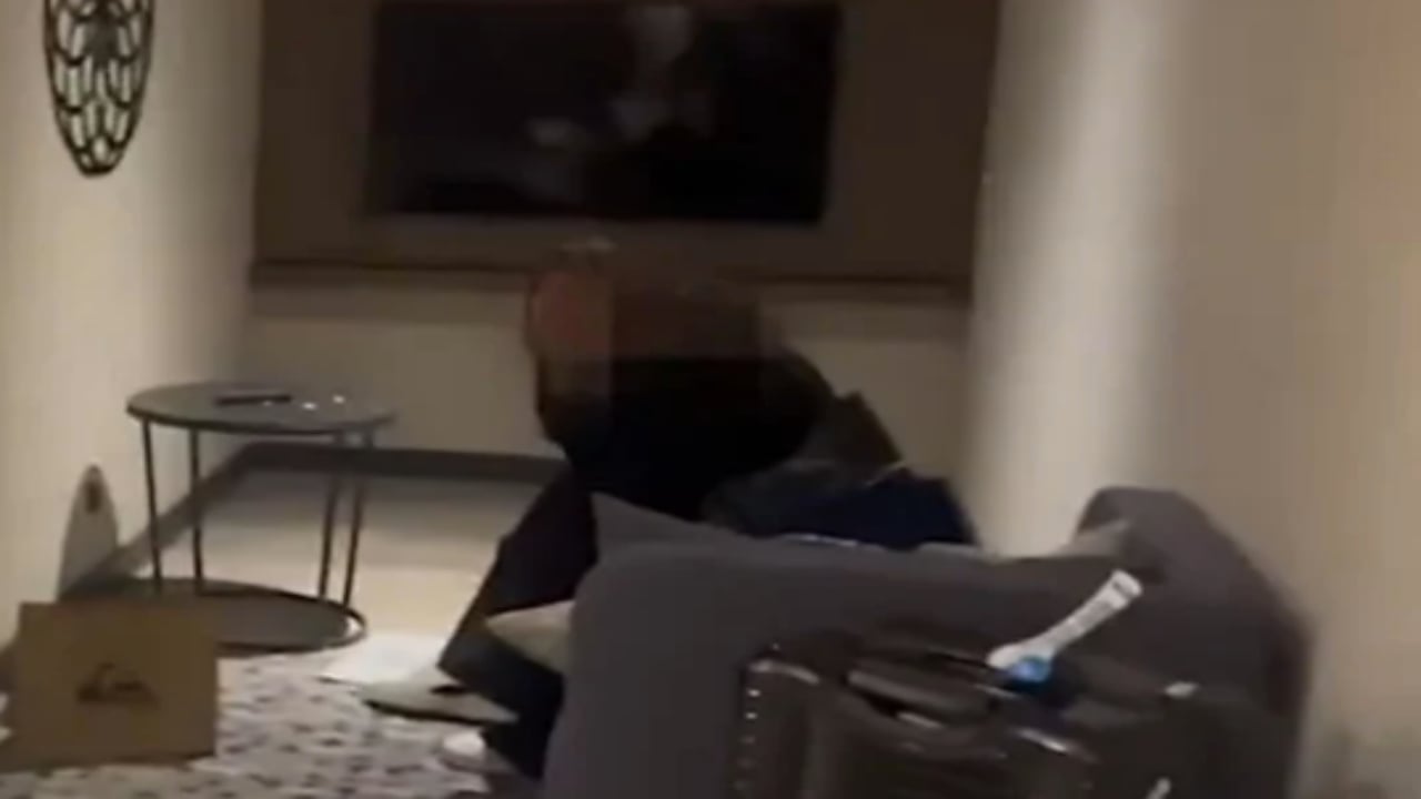 Foto - CHP’li Uşak Belediye Başkanı otel odasında basılmıştı! 21 yaşındaki metresinin iç çamaşırından bakın ne çıktı