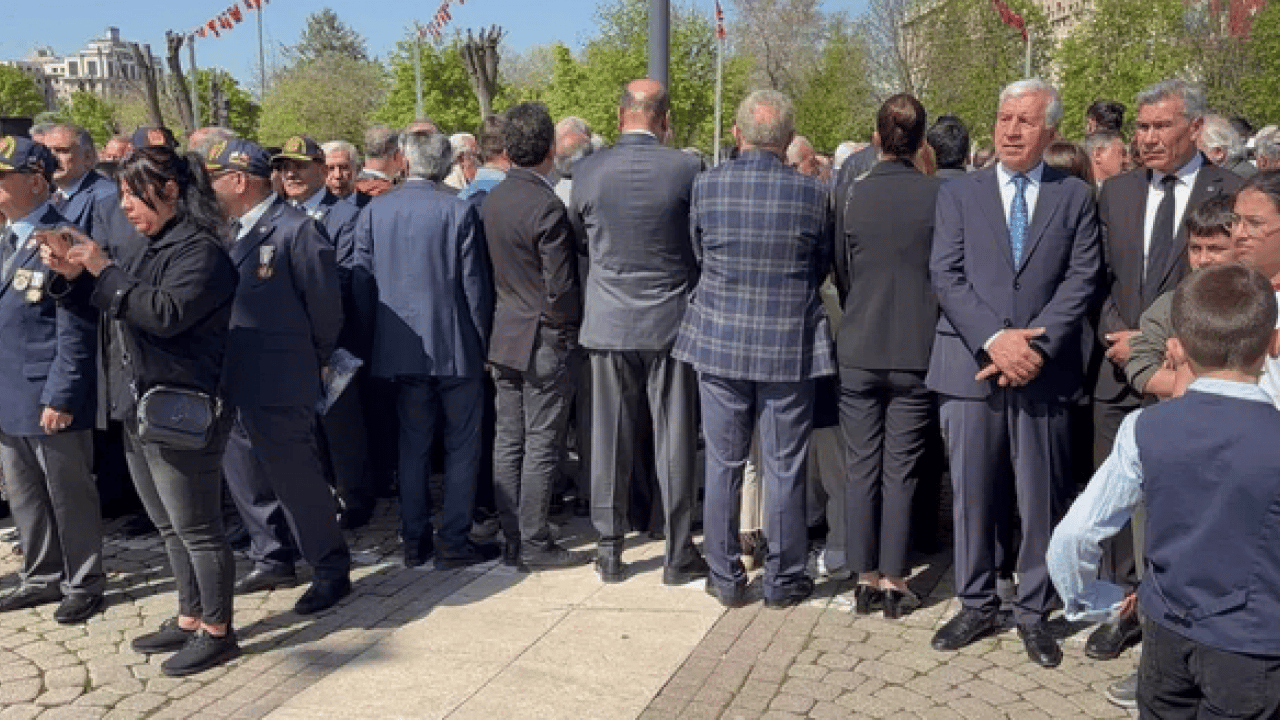 Foto - CHP'lilerden 23 Nisan'da büyük terbiyesizlik! Gaziantep'teki skandala tepkiler çığ gibi...