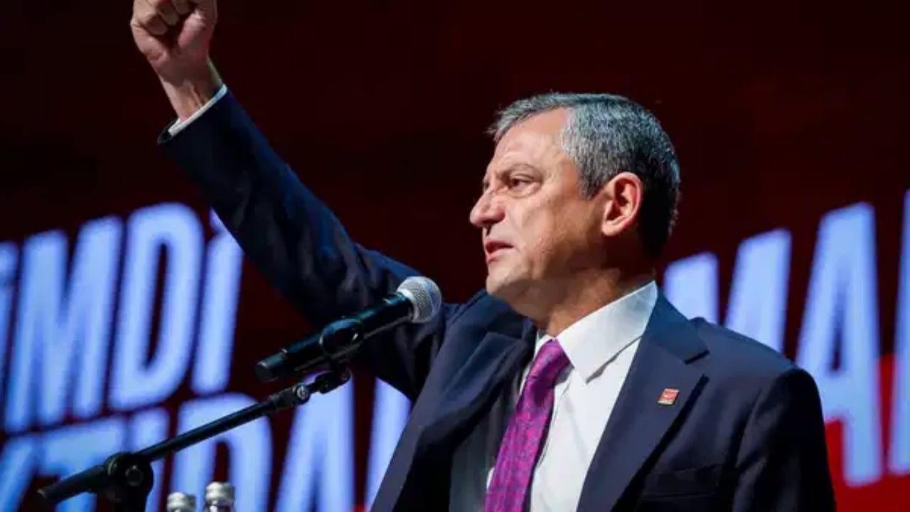 Foto - CHP’nin cumhurbaşkanı adayı Abdullah Gül mü olacak? Kulisler çalkalanırken, flaş açıklama geldi