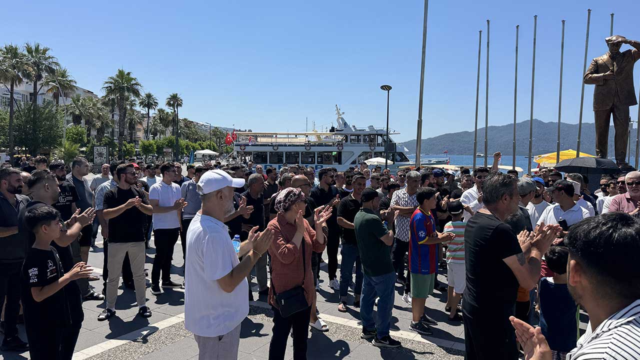 Foto - CHP’nin yapmadığı bir bu kalmıştı! Gölgeli siyaset gölgesiz esnaf