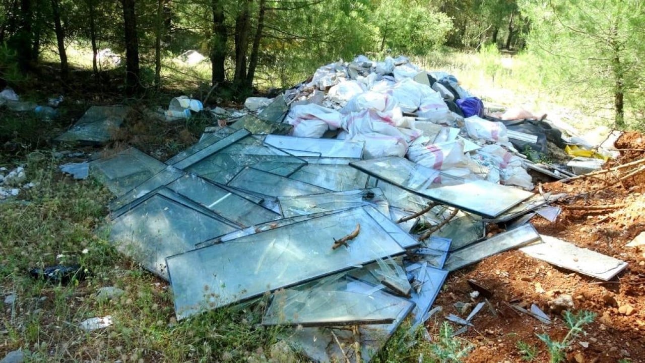 Foto - CHP’nin yönettiği ilçede vatandaş çileden çıktı! Yangın riski var ama ilgilenen yok