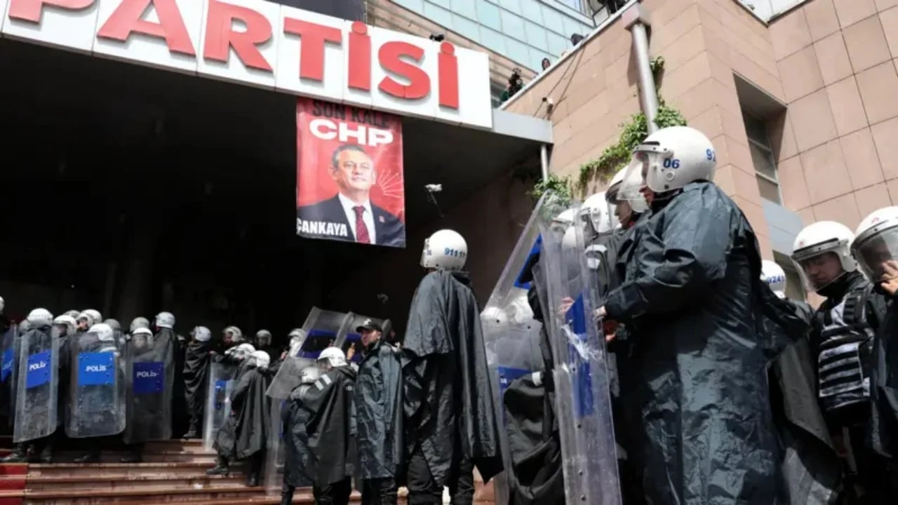 CHP’ye kayyım mı geliyor? Partinin ciğerini bilen isimden çok konuşulacak iddialar