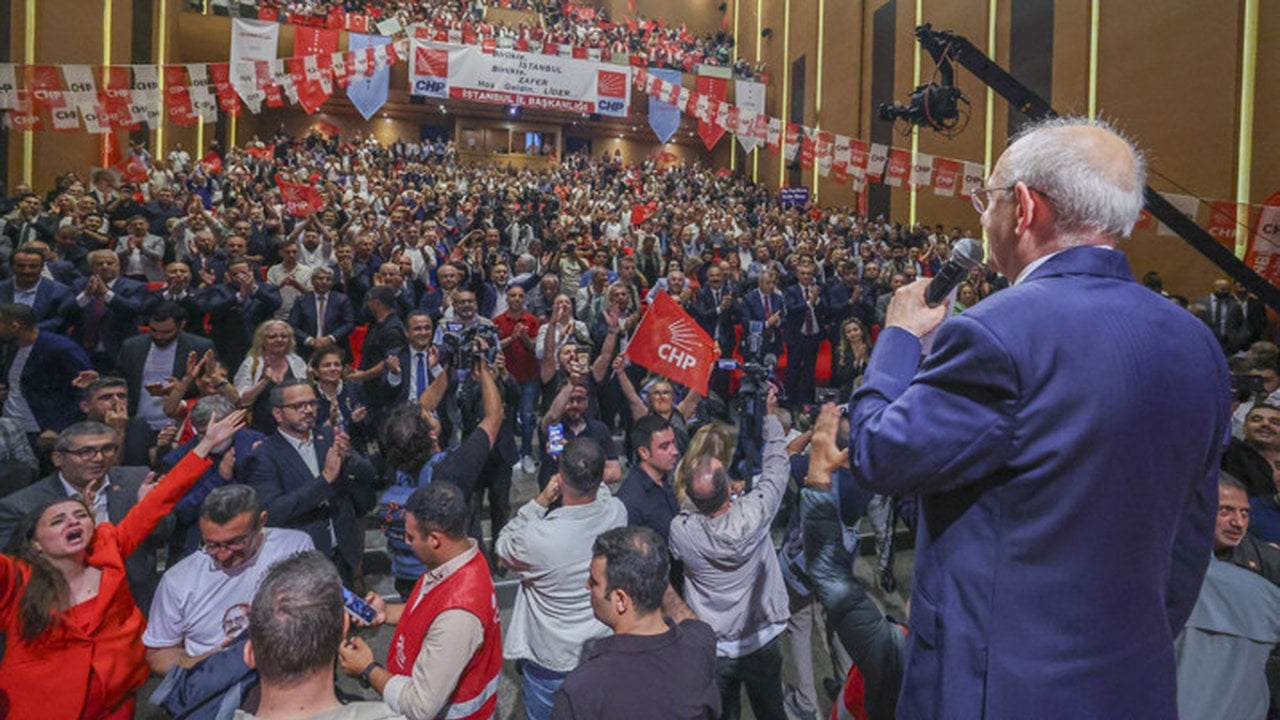 Foto - CHP’ye kim kumpas kurdu? İki kilit isim mercek altında: "Samet Özkaş" detayı herkesi ters köşe yapacak