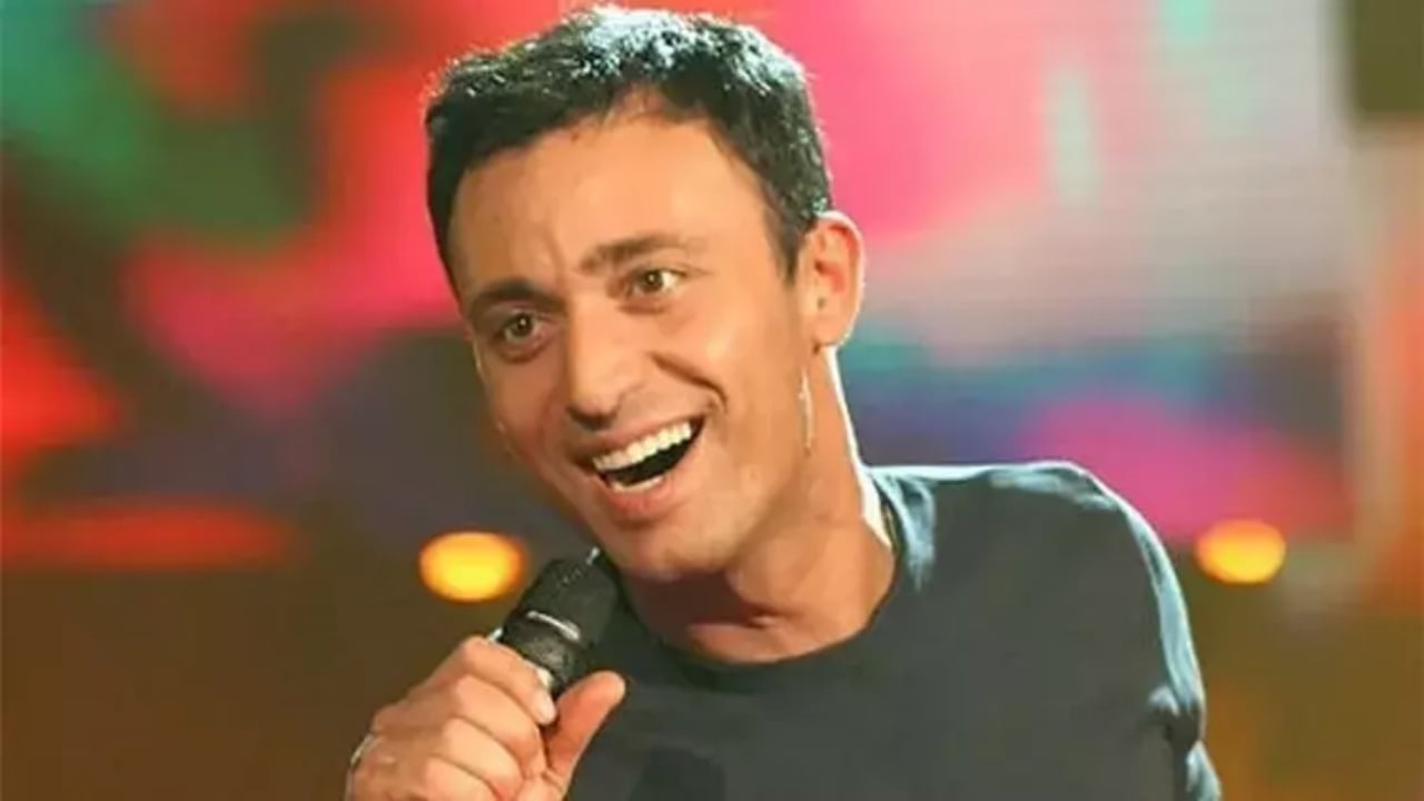 Foto - CHP’ye yakınlığıyla bilinen Mustafa Sandal’a İngiltere’den büyük kıyak! Ohhh, suyundan da koy