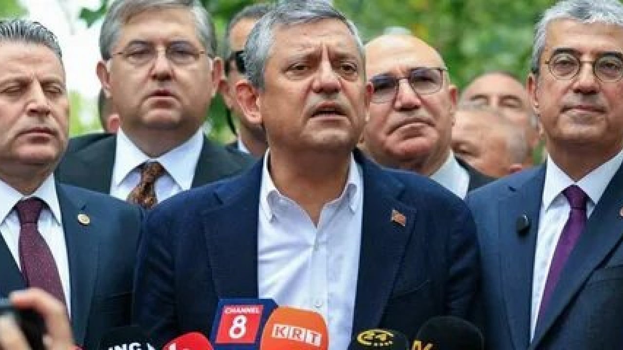 Foto - CHP’yi arkadan bıçaklayıp kaçtılar! Özgür Özel Yeni Parti’yi kurdu, ilk tebrik o liderden geldi