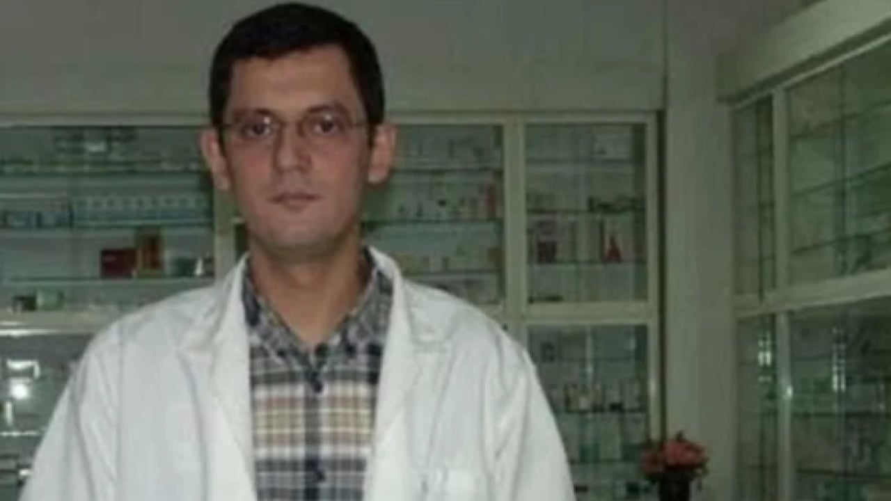 Foto - CHP’yi batıran Özel, 19 yıl sonra özüne döndü! Devrik liderden İzmir'de numunelik tiyatro