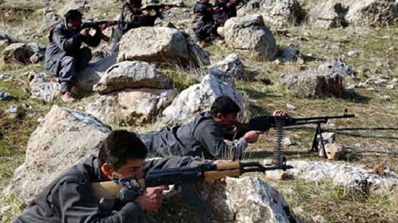 Foto - Cihat Yaycı 'sınırda alarm' diyerek duyurdu: Türkiye'den İran'a yönlendirildiler