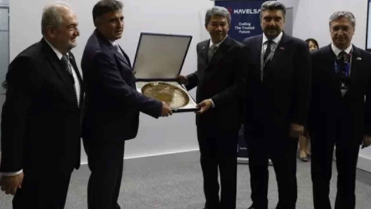 Foto - Çıkış yolunu Türkiye'de buldular! 'Türk savunma devi ile anlaştık' diyerek dünyaya duyurdular