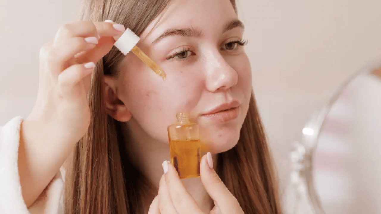 Foto - Cilde işlem yok, ağrı yok! Duyunca yok artık diyeceksiniz: Gözenekleri sıkılaştıran formül... Herkes satın alıyor