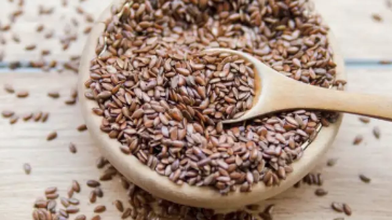 Foto - Bir yemek kaşığı sadece... Cildi cam gibi yapan doğal jel! 15 dakika suda bekletin ve...