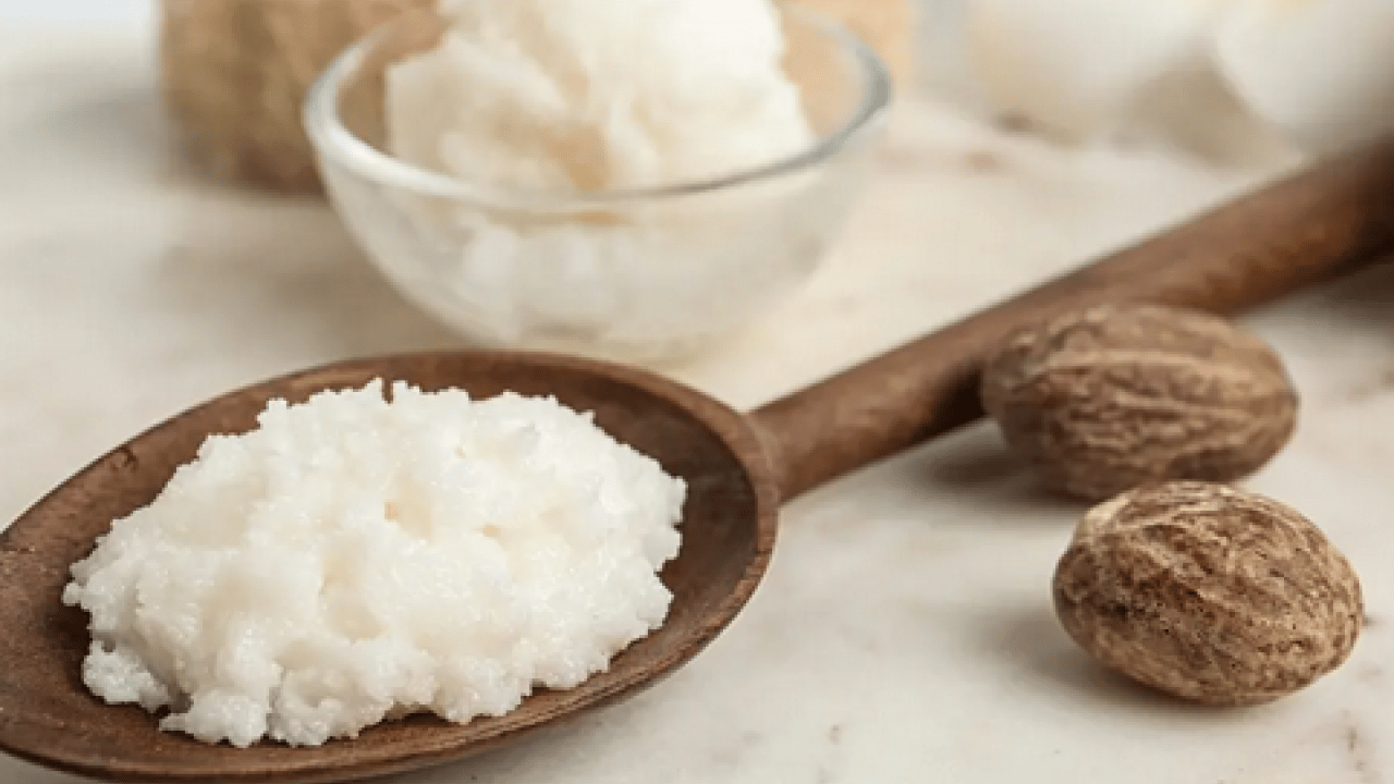 Foto - Cildinizi besler, gençleştirir ve... Tek yağ onlarca fayda... Hindistan cevizi gerçeği