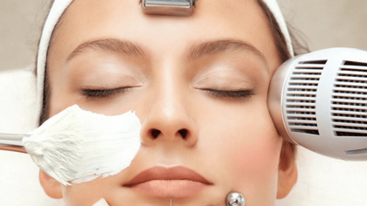 Foto - Cildinizi yoğun temizlikle meşgul etmeyin, nazik bir şekilde koruyun uyarısı!