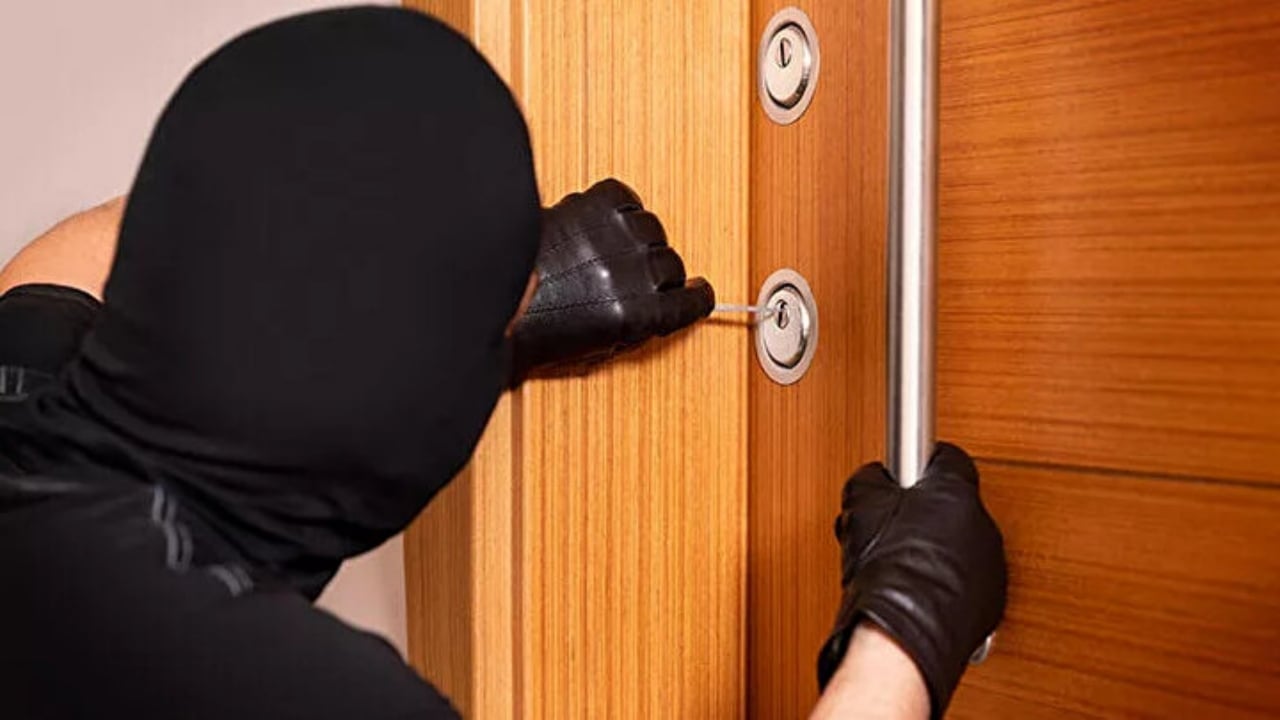 Foto - Çilingirler açıkladı: Kapıyı 3 kez kilitlemek hırsıza davetiye çıkarıyor! İşte şaşırtan sebebi