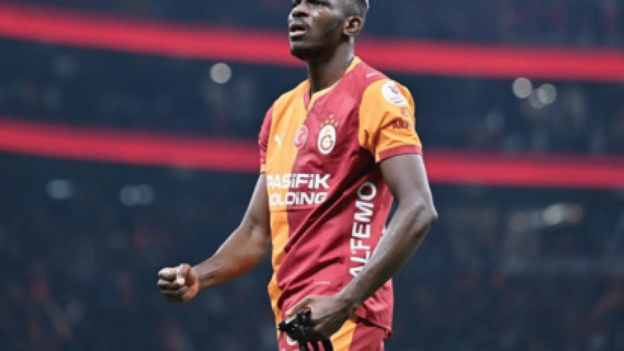 Foto - Cimbom'da Osimhen bilmecesi: Okan Buruk son durumu açıkladı!