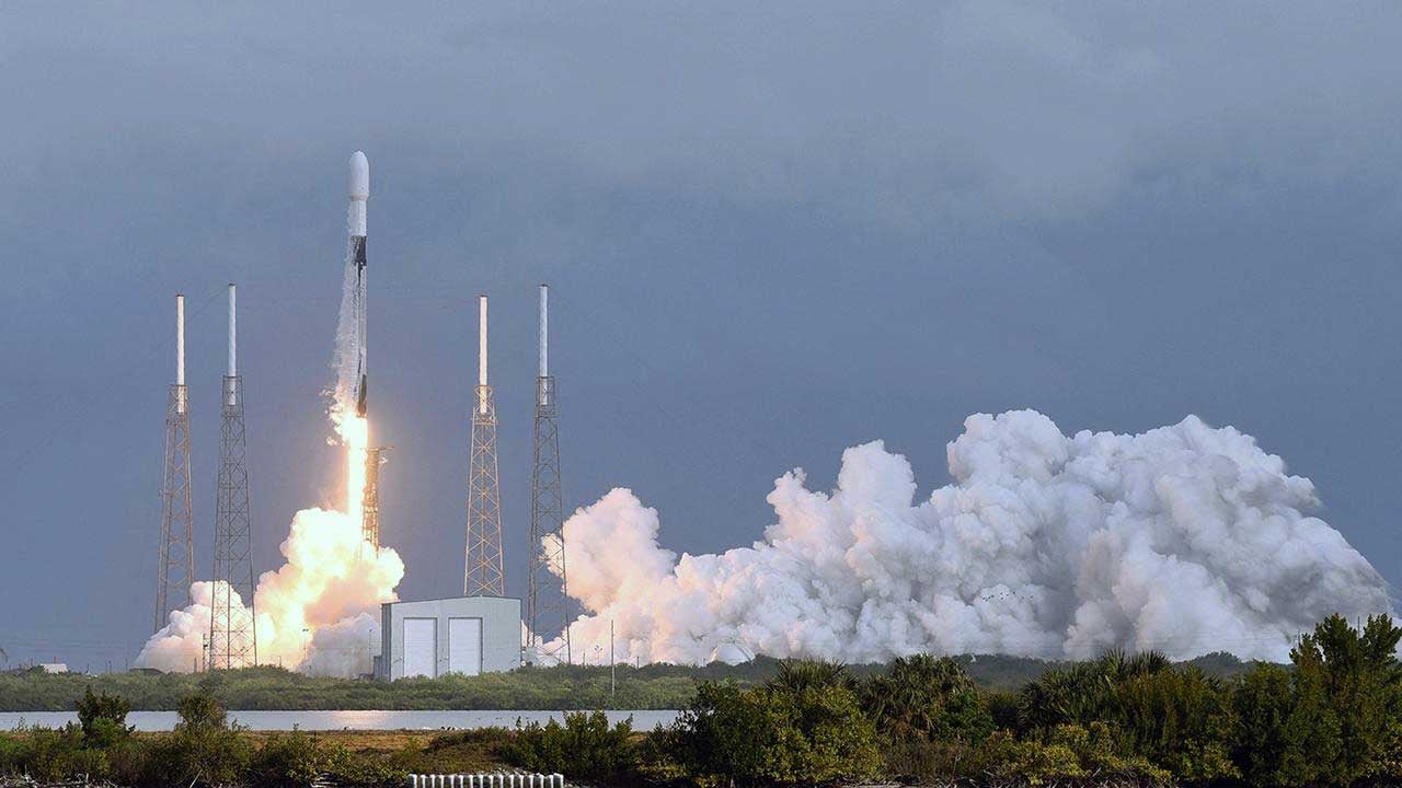 Foto - Çin kopyalamada lider! SpaceX’in roketini taklit etti