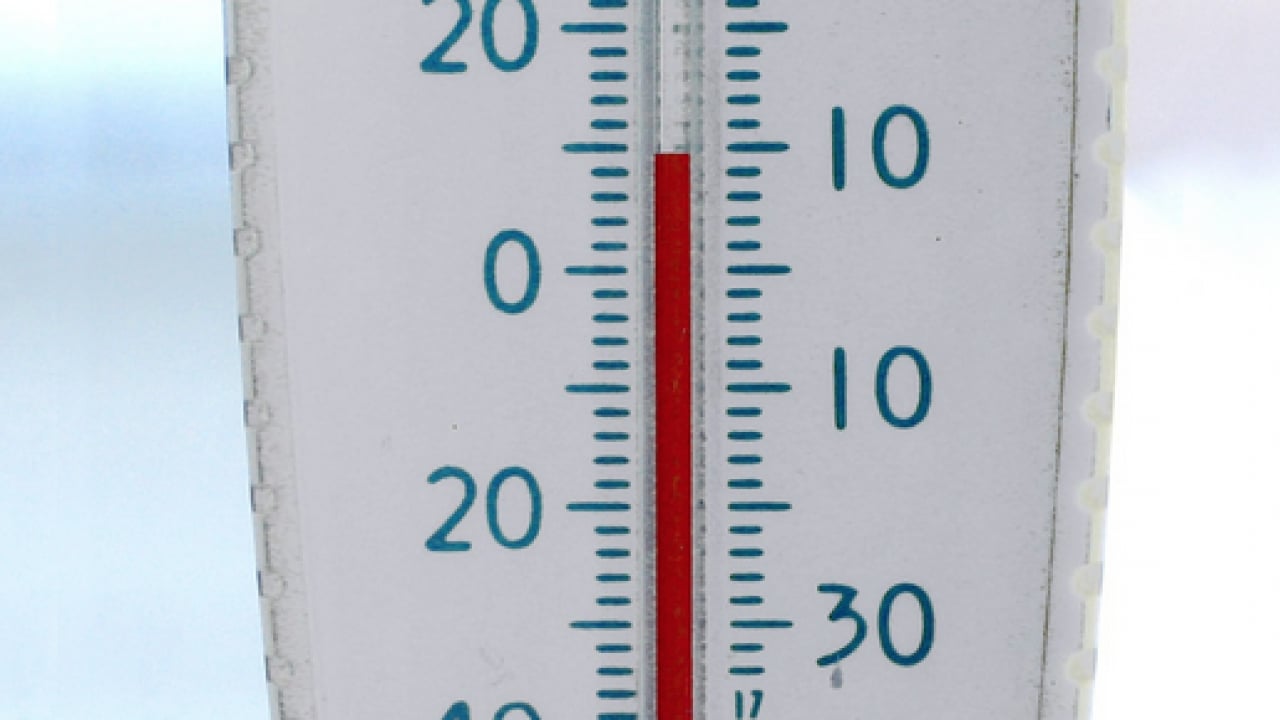 Çin'in gazetesi duyurdu: Doktorlar gördüğüne inanamadı! 20 yıl karnında termometre ile yaşadı