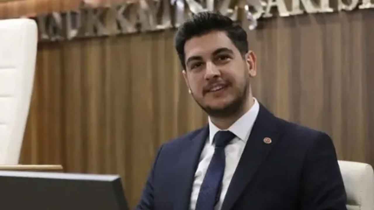 Foto - Cinsel saldırı ve şantaj iddialarıyla gündem olan CHP'li Taylan Şanlı'nın 8 Mart'taki görüntüleri ortaya çıktı