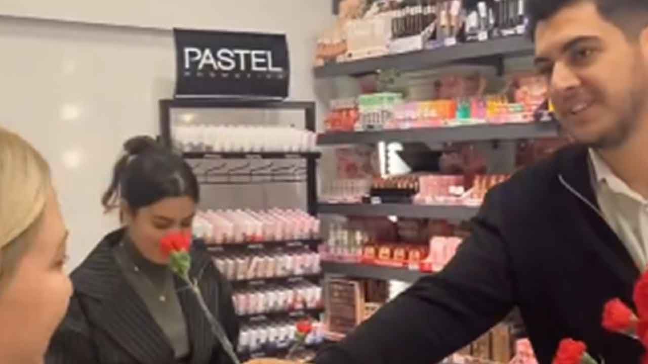 Foto - Cinsel saldırı ve şantaj iddialarıyla gündem olan CHP'li Taylan Şanlı'nın 8 Mart'taki görüntüleri ortaya çıktı