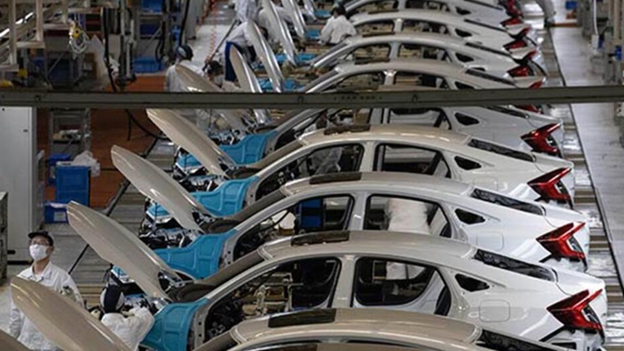 Foto - Çip krizi patladı: Otomobil devi üretimi durduruyor!