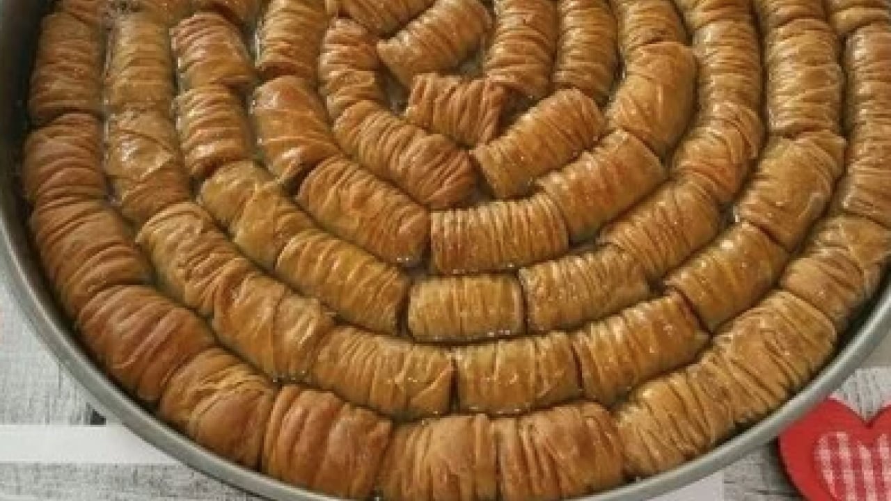 Foto - Sarı burma tarifini yapın: Şerbetini tam çeken çıtır çıtır nefis tatlı tarifi... Lezzet dolu
