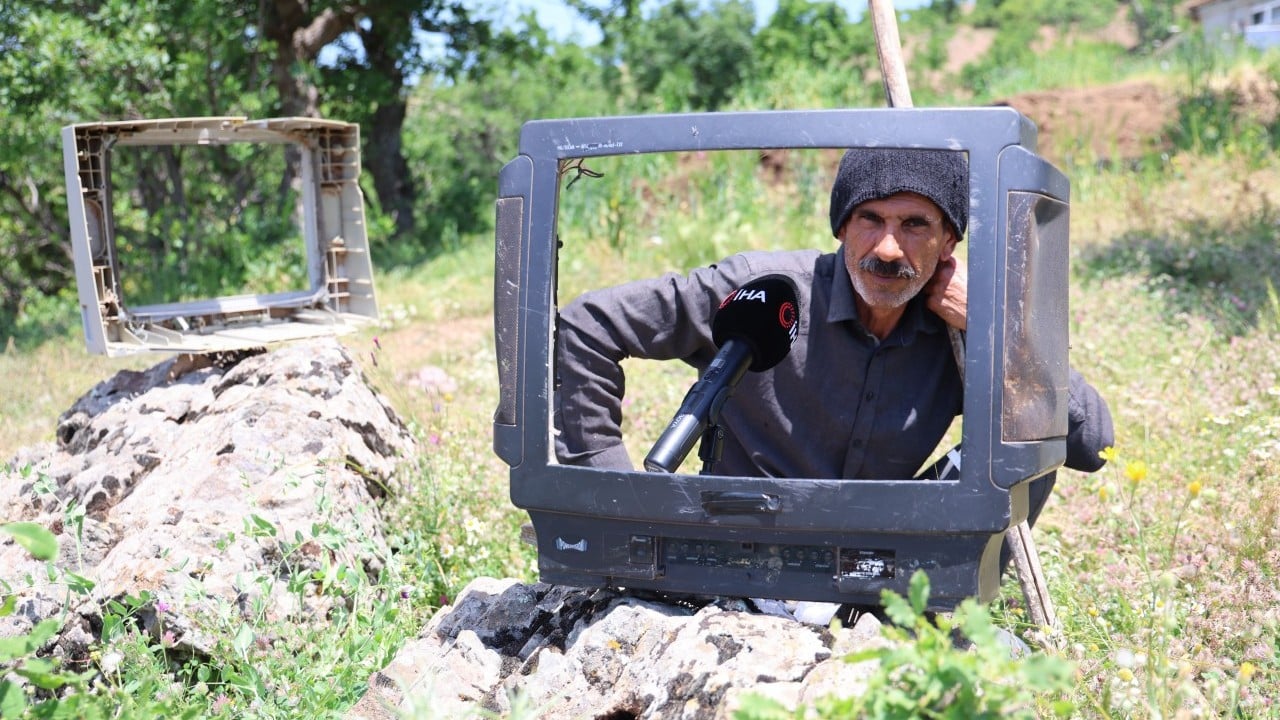 Foto - Çobanın hikayesini duyanlar şaşırıyor! Eski televizyon kasasıyla gelen şöhret yolculuğu